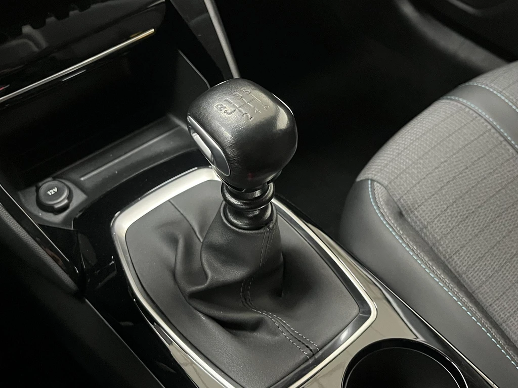 Peugeot 208 – foto 38