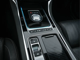 Jaguar XF – thumbnail 14