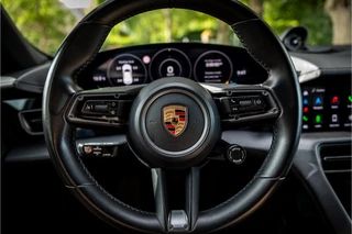 Porsche Taycan – thumbnail 14