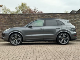 Porsche Cayenne – thumbnail 3