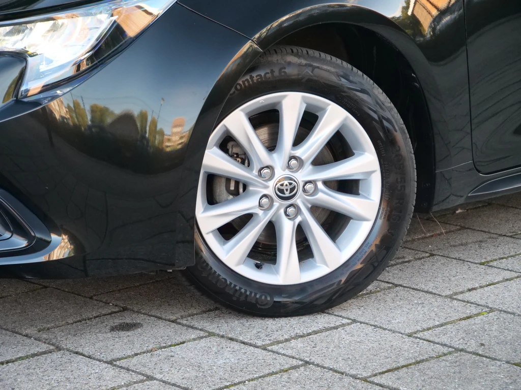 Toyota Corolla Touring Sports – foto 9