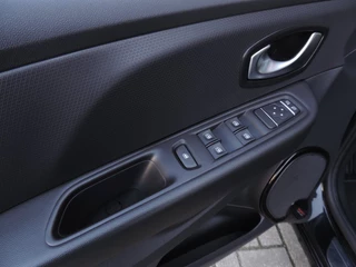 Renault Clio – thumbnail 44