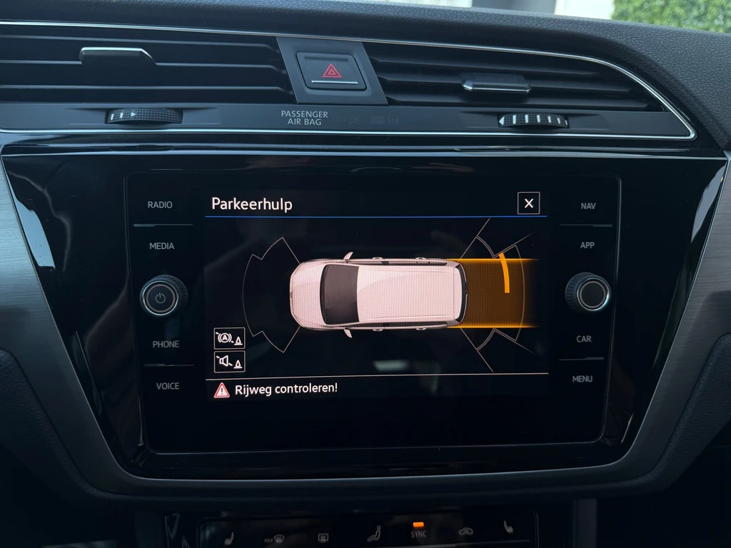 Volkswagen Touran – foto 23