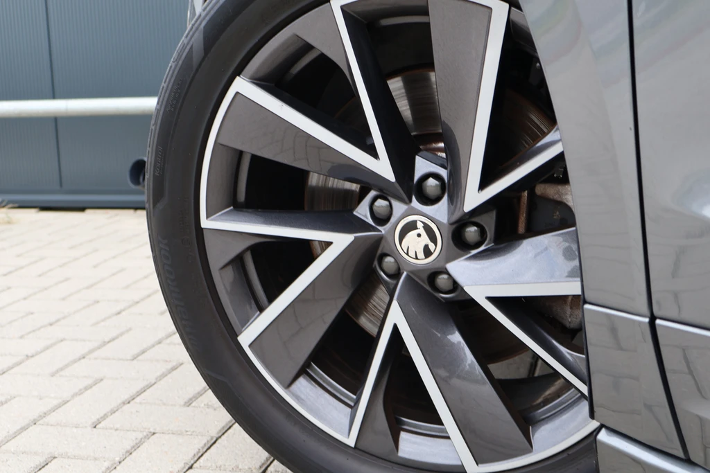 Škoda Enyaq iV – foto 15
