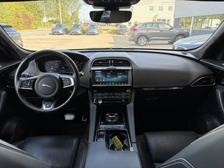 Jaguar F-PACE – thumbnail 20