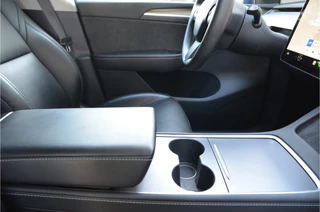 Tesla Model Y – thumbnail 8
