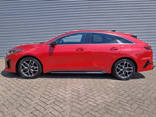 Kia ProCeed – thumbnail 2