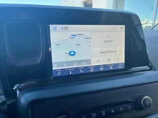 Ford Transit Courier – thumbnail 15