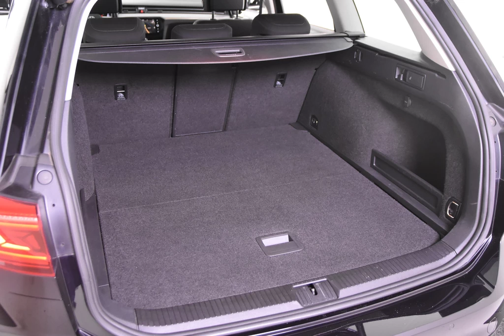 Volkswagen Passat – foto 29