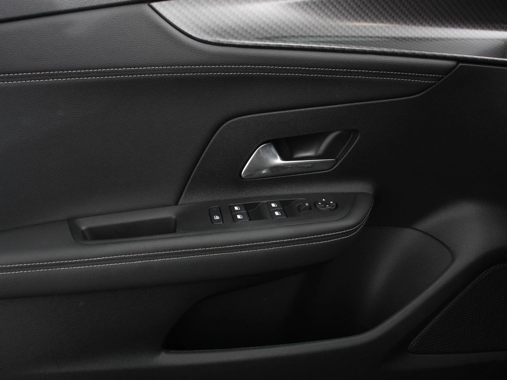 Opel Mokka-e – foto 11