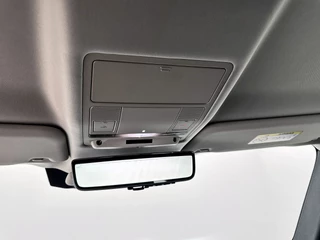 Land Rover Defender – thumbnail 31