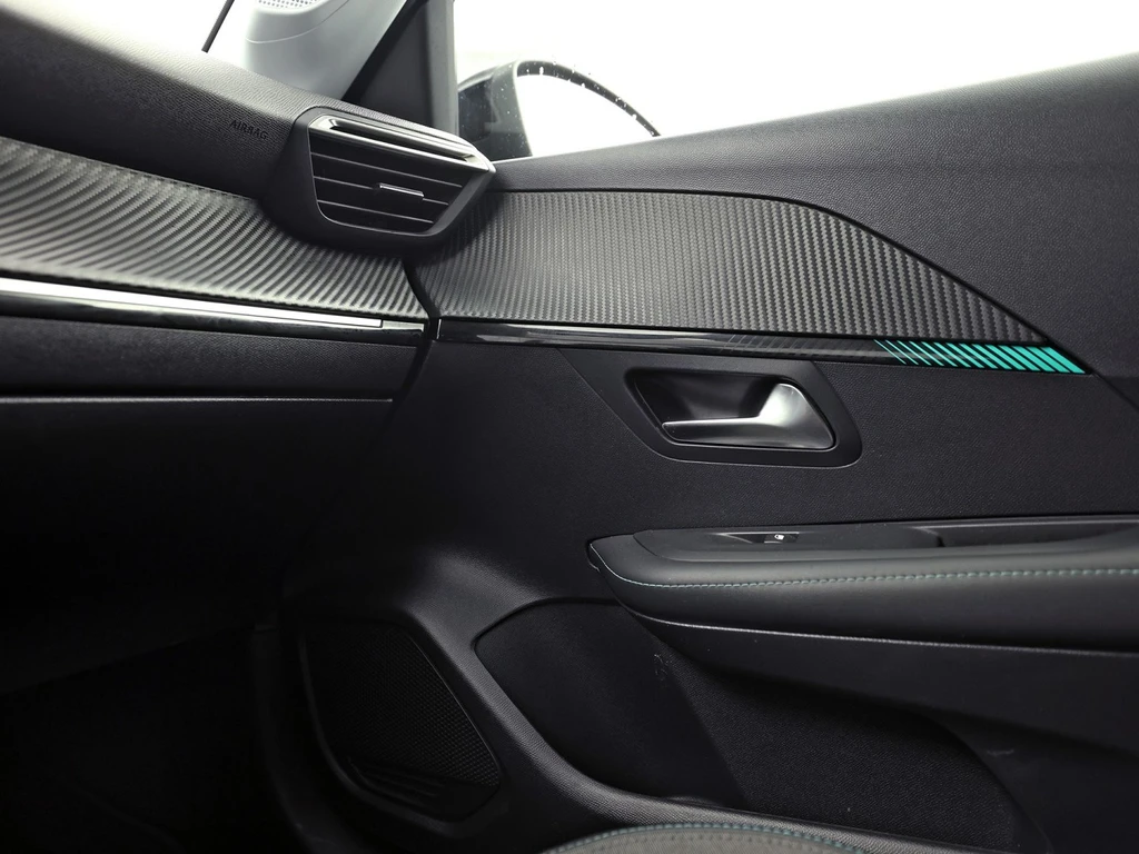 Peugeot 208 – foto 24