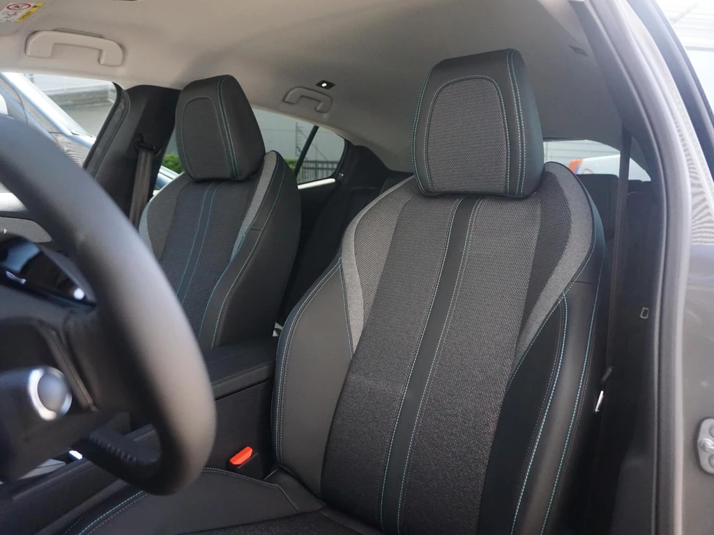 Peugeot 408 – foto 12