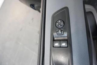 Opel Vivaro – thumbnail 19