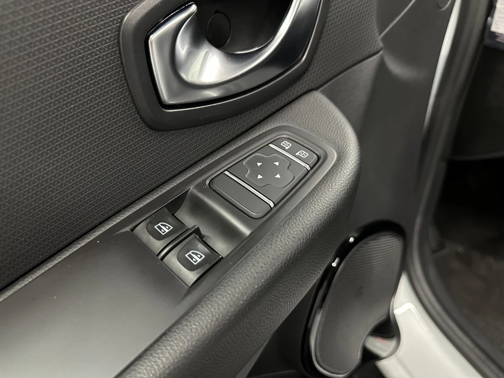 Renault Clio – foto 15