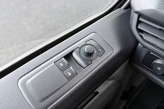 Ford Transit Custom – thumbnail 17