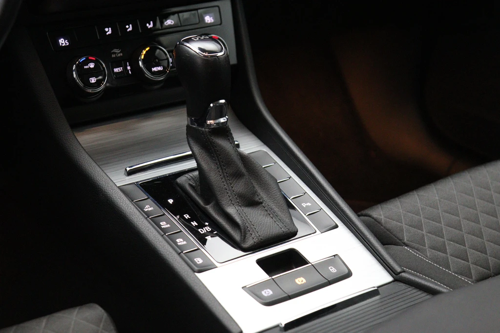 Škoda Superb – foto 17