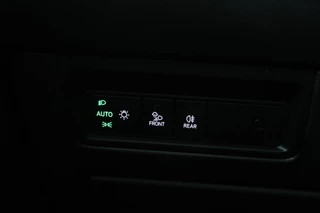 Volkswagen Touareg – thumbnail 24