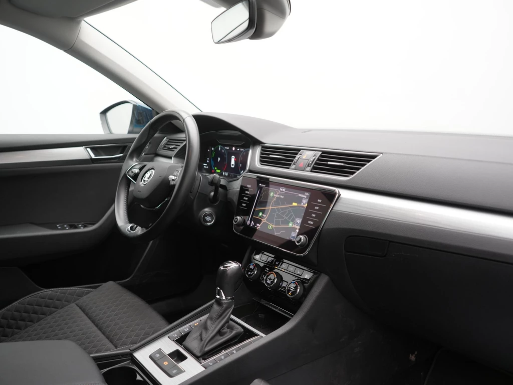 Škoda Superb – foto 14