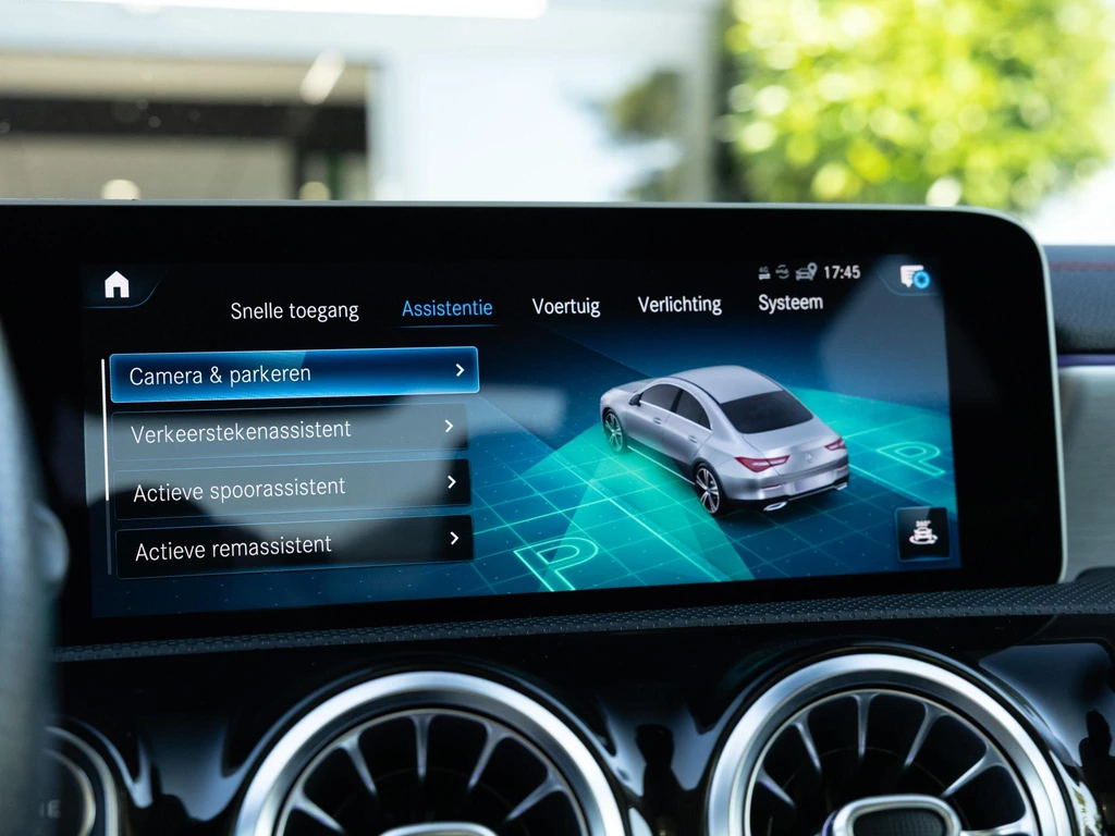 Mercedes-Benz CLA – foto 17