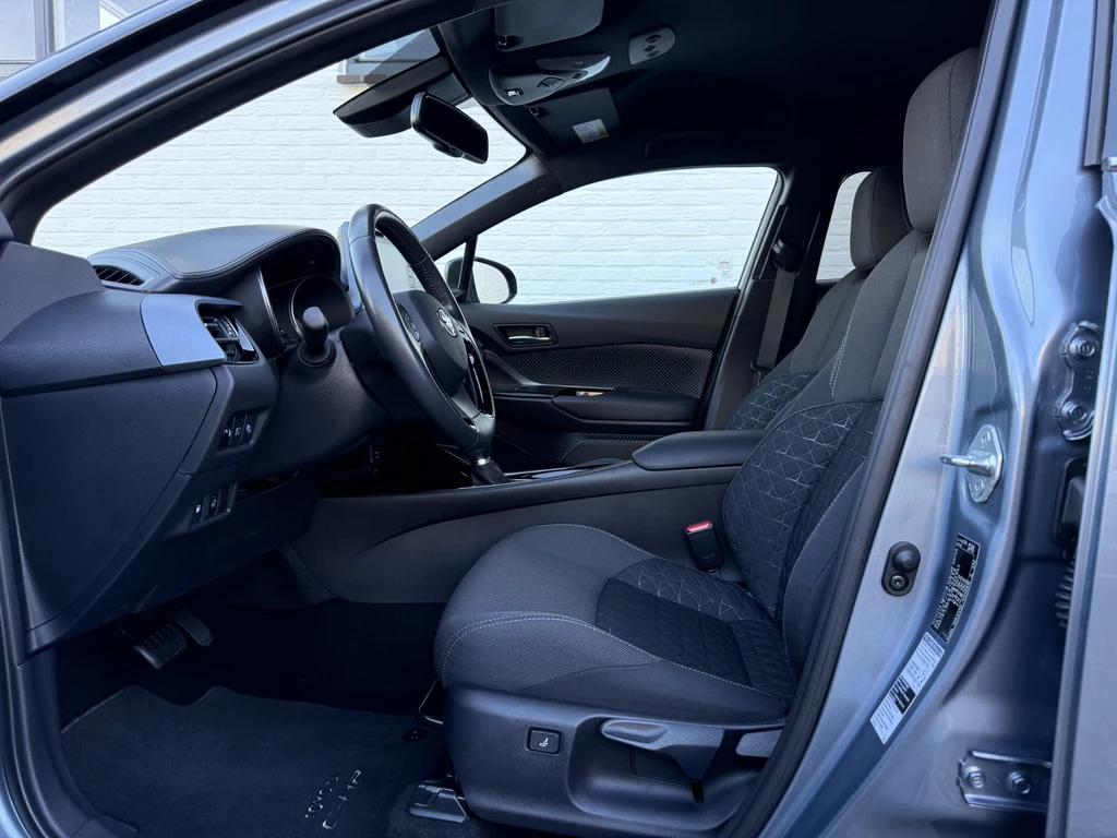 Toyota C-HR – foto 29