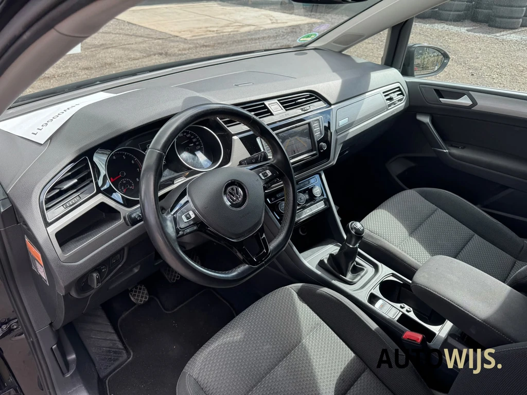 Volkswagen Touran – foto 16