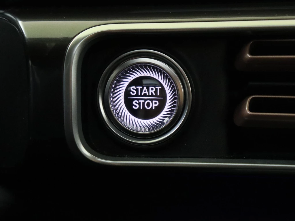 Mercedes-Benz EQC – foto 23