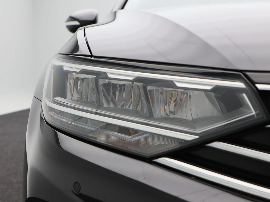 Volkswagen Passat – foto 13