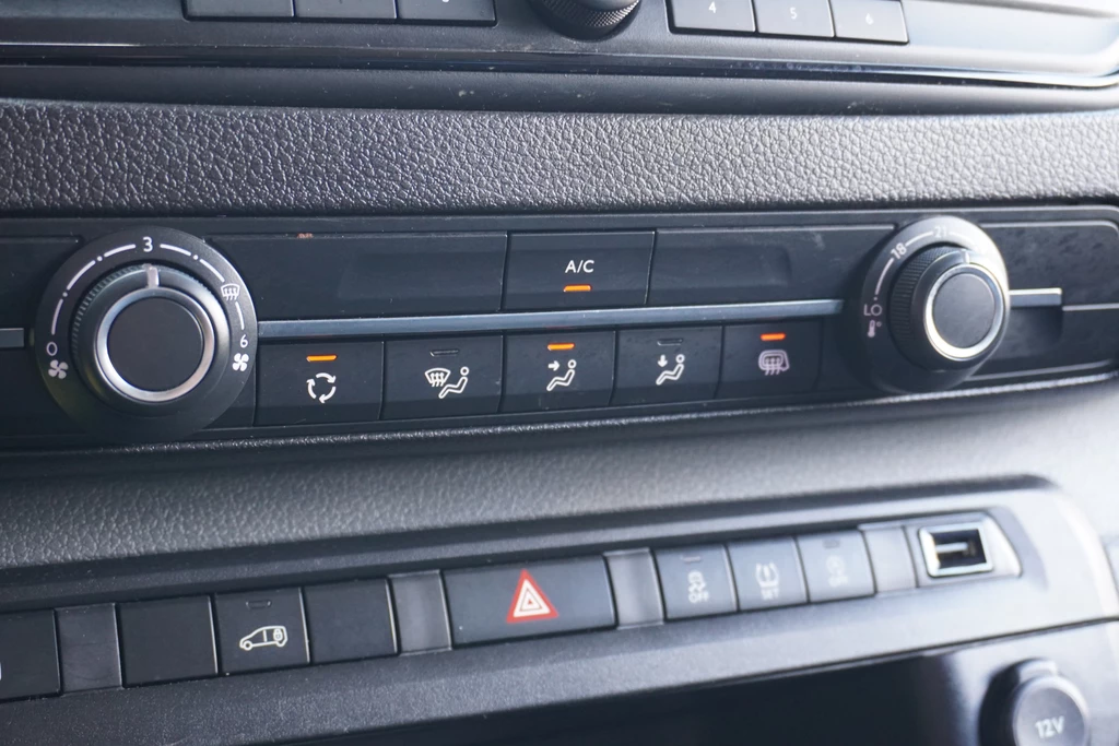 Opel Vivaro – foto 10