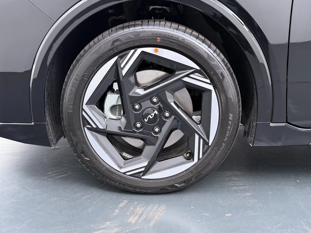 Kia K4 – foto 15