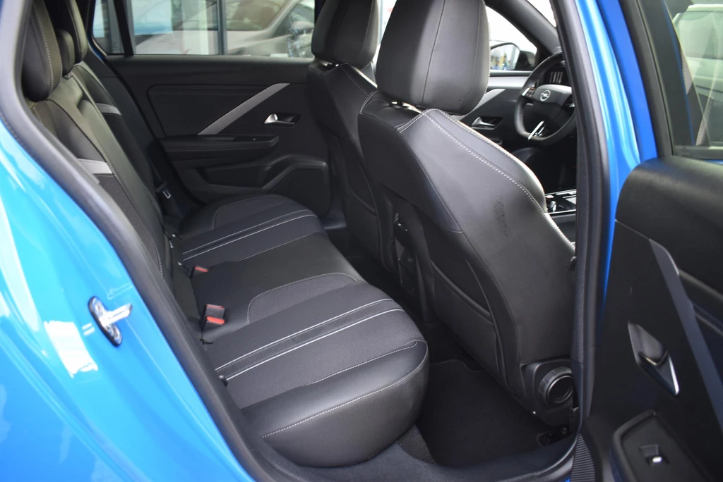 Opel Astra – foto 15