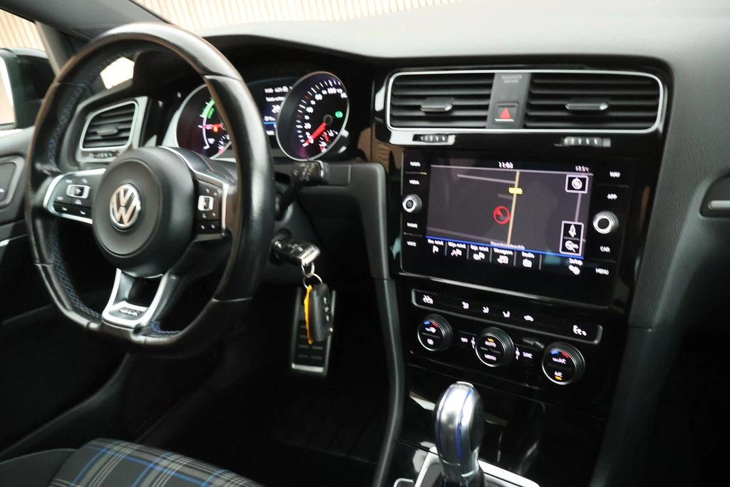 Volkswagen Golf – foto 8