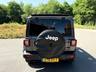 Jeep Wrangler – thumbnail 6