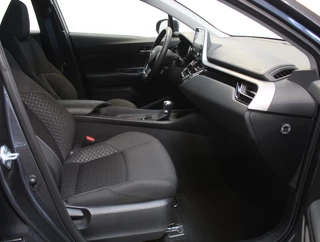 Toyota C-HR – thumbnail 35