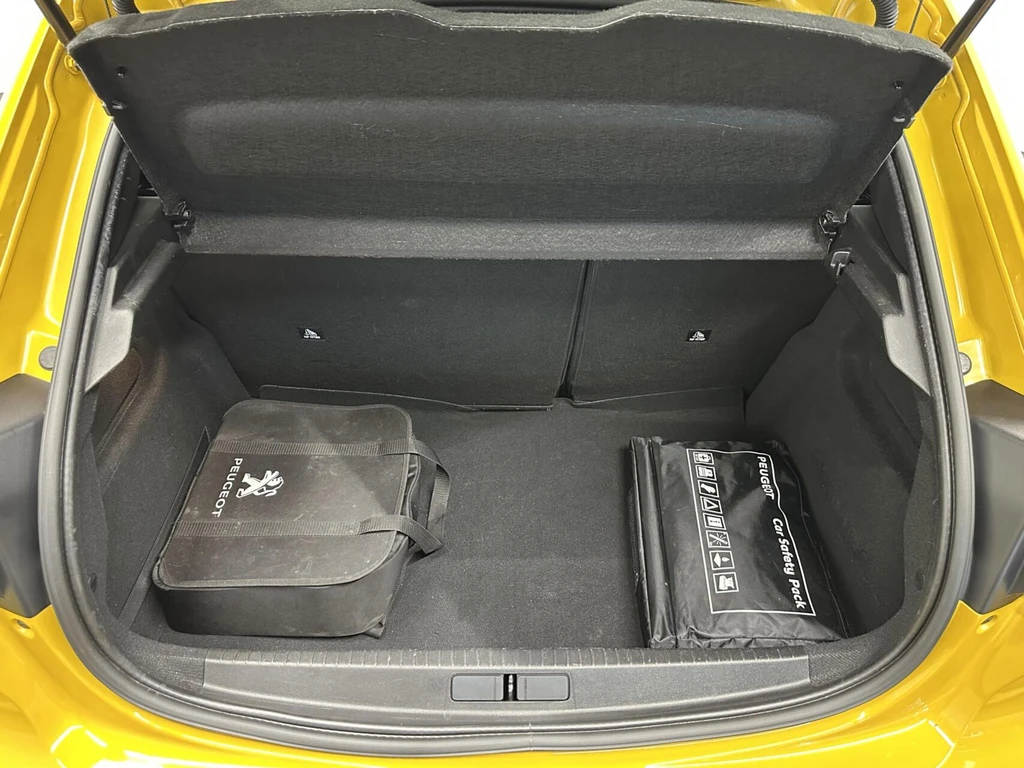 Peugeot e-208 – foto 40