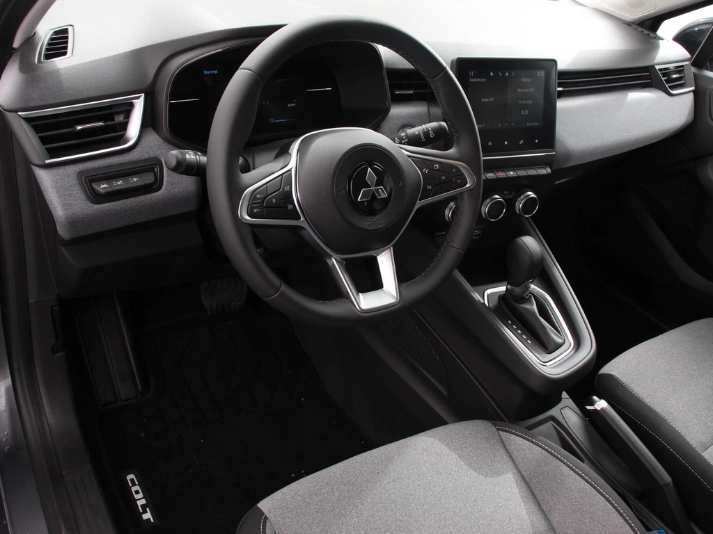 Mitsubishi Colt – foto 9