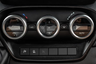 Iveco 35S18 | 3.0L 180PK | Automaat | NW MODEL | 3.5T Trekgewicht | Camera | Carplay | Climate – thumbnail 24