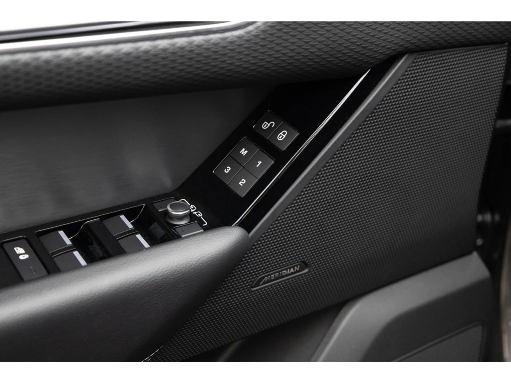 Land Rover Range Rover Velar – foto 13