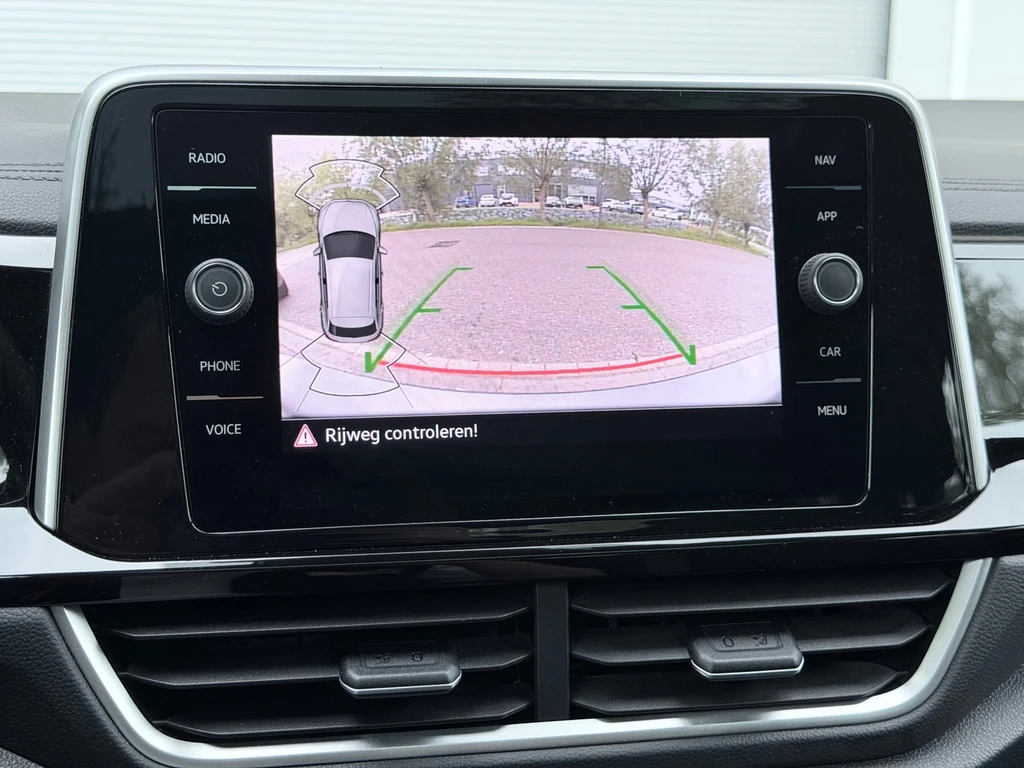 Volkswagen T-Roc – foto 19