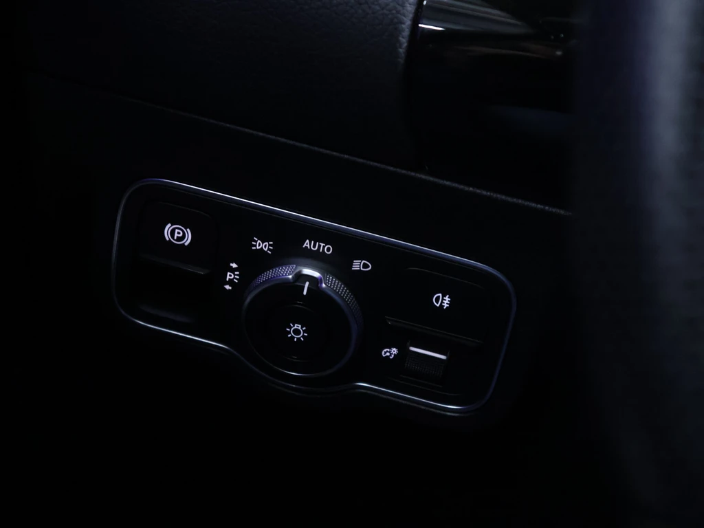 Mercedes-Benz EQA – foto 13