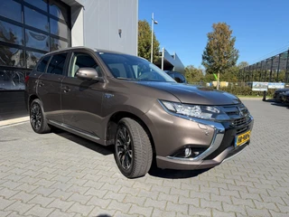 Mitsubishi Outlander – thumbnail 5
