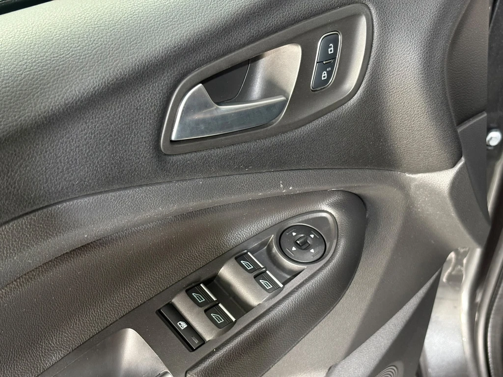 Ford Kuga – foto 32