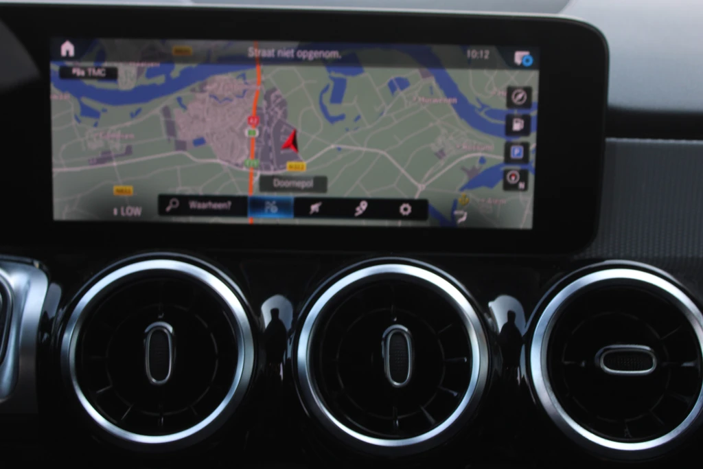 Mercedes-Benz GLB – foto 18