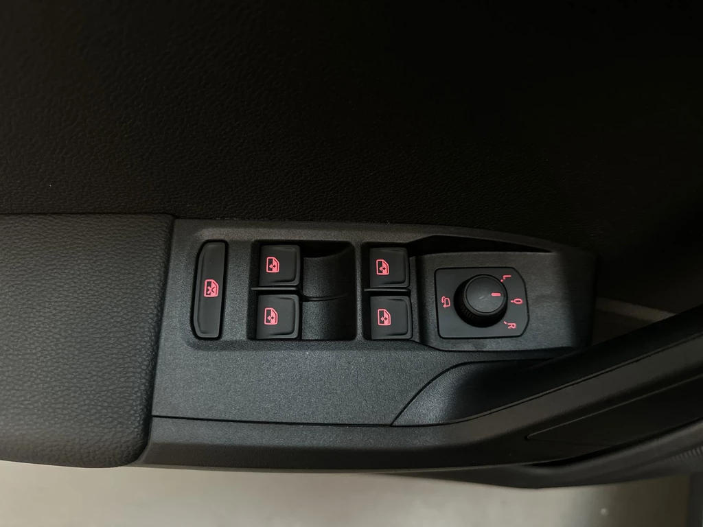 SEAT Arona – foto 17
