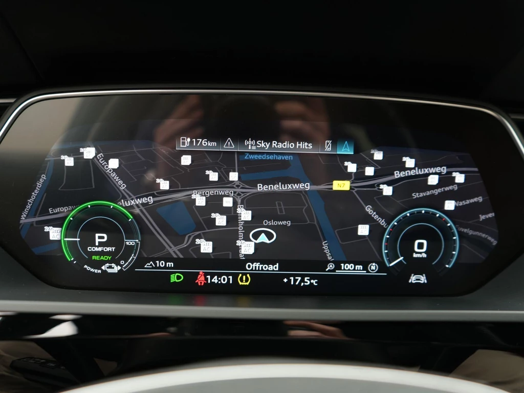 Audi e-tron – foto 16