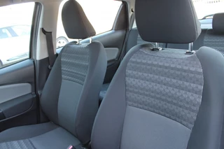 Toyota Yaris – thumbnail 18