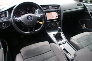 Volkswagen Golf – thumbnail 8