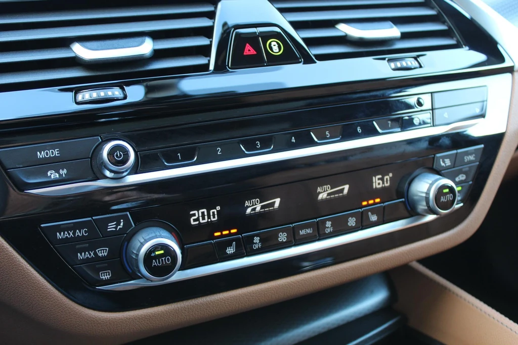 BMW 5 Serie – foto 28