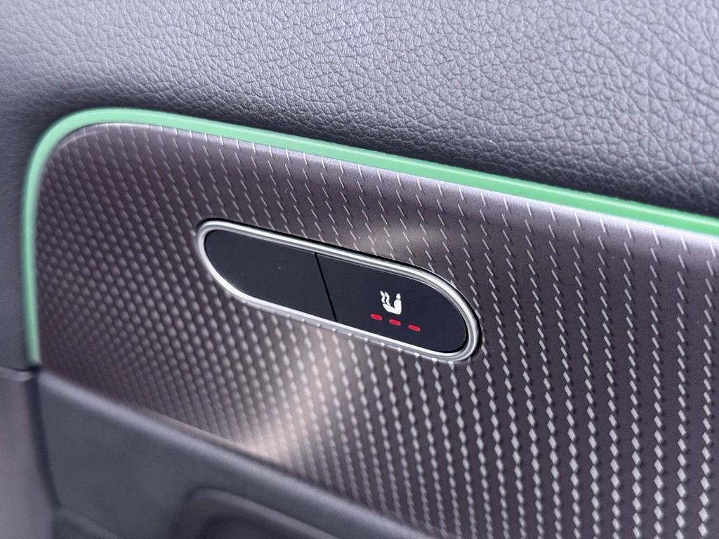 Mercedes-Benz EQA – foto 42