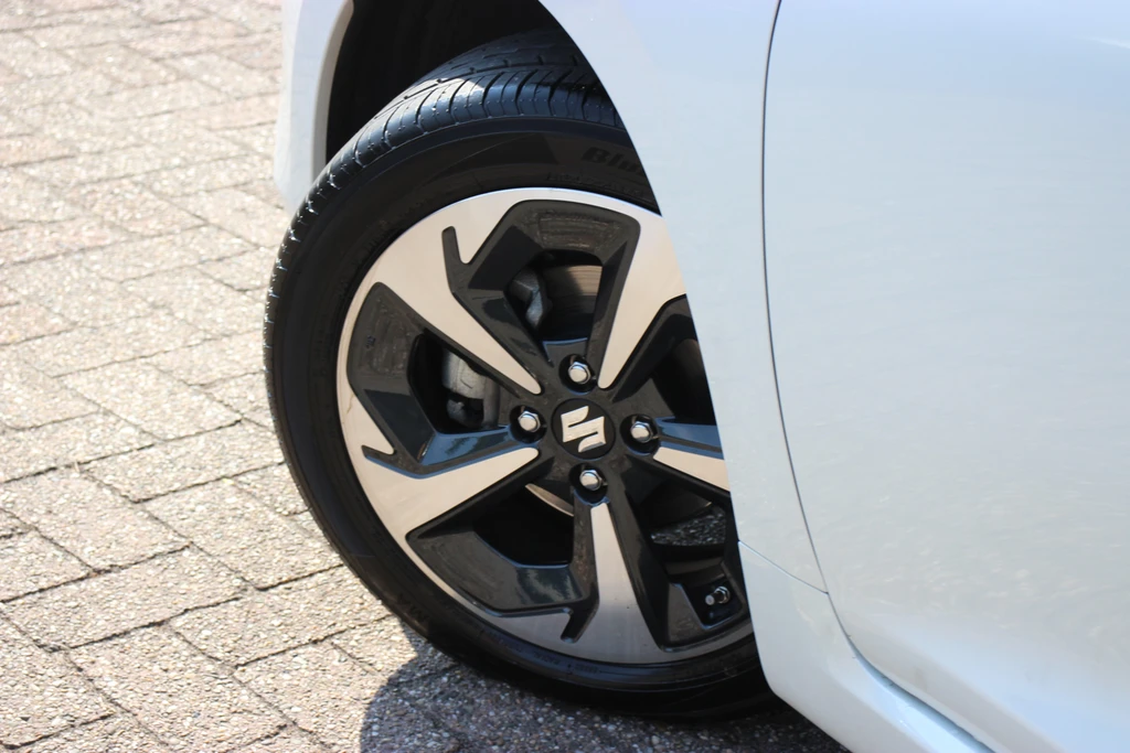 Suzuki Swift – foto 17
